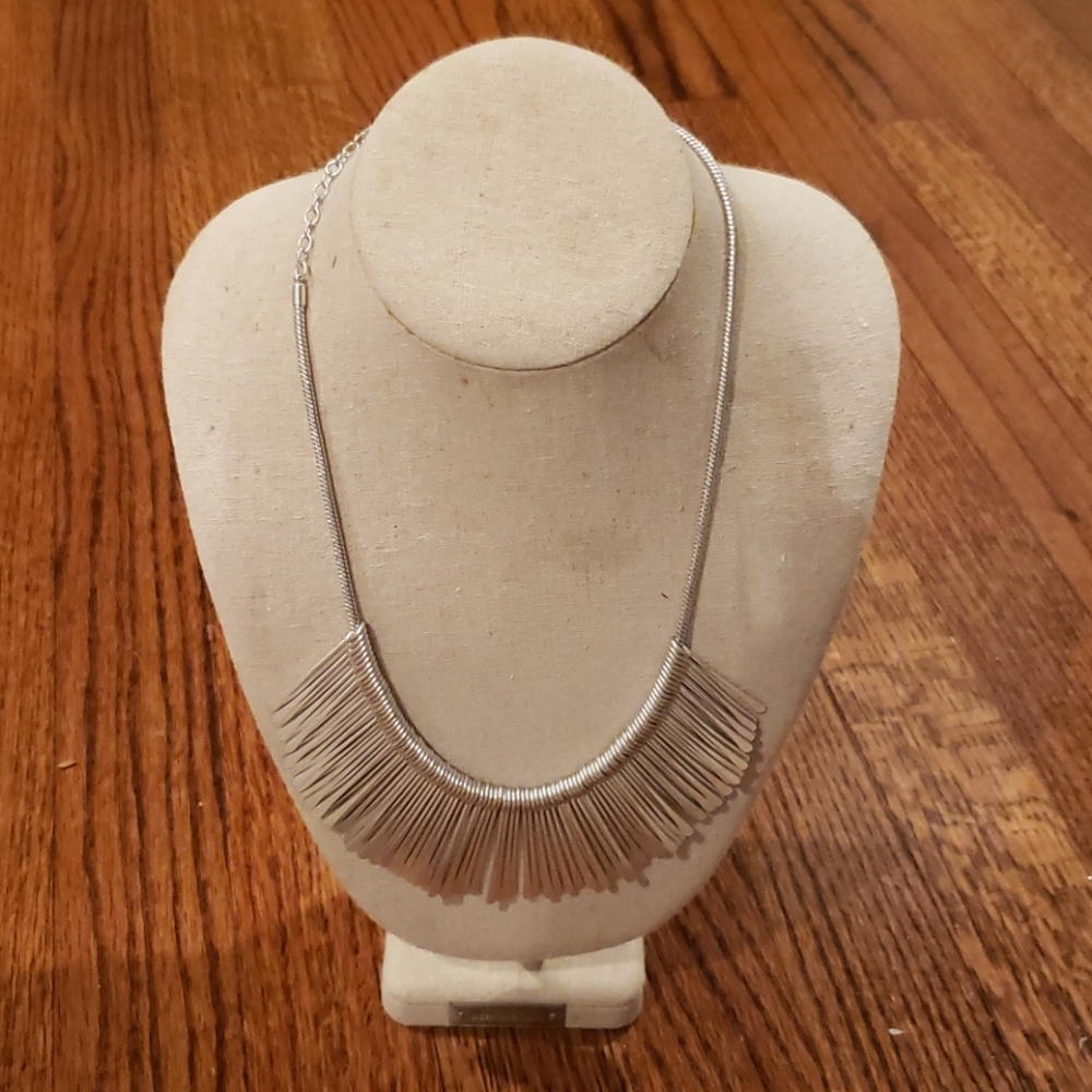 Stella & Dot Essential Fringe Necklace